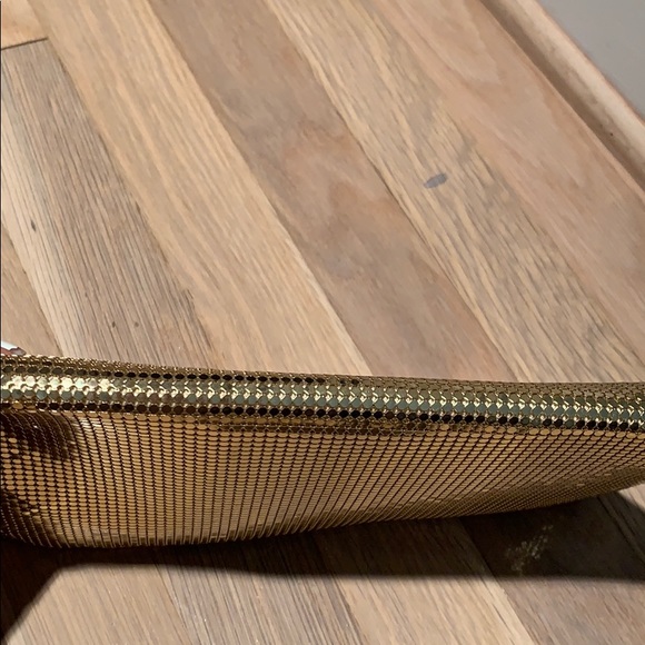 Whiting and Davis gold clutch purse - Picture 7 of 9